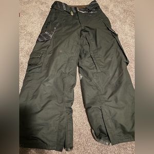 Snow pants youth size medium. Good condition!